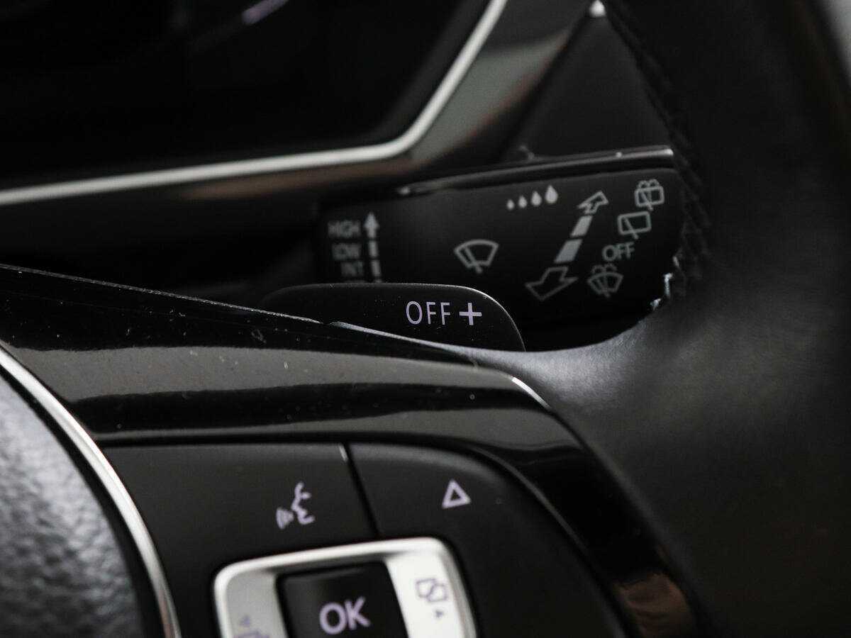 Volkswagen Tiguan, 2020 Фото №13