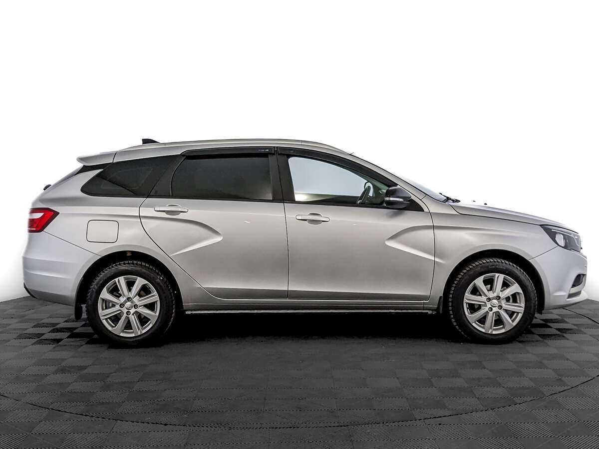 Lada (ВАЗ) Vesta SW, 2022 Фото №4