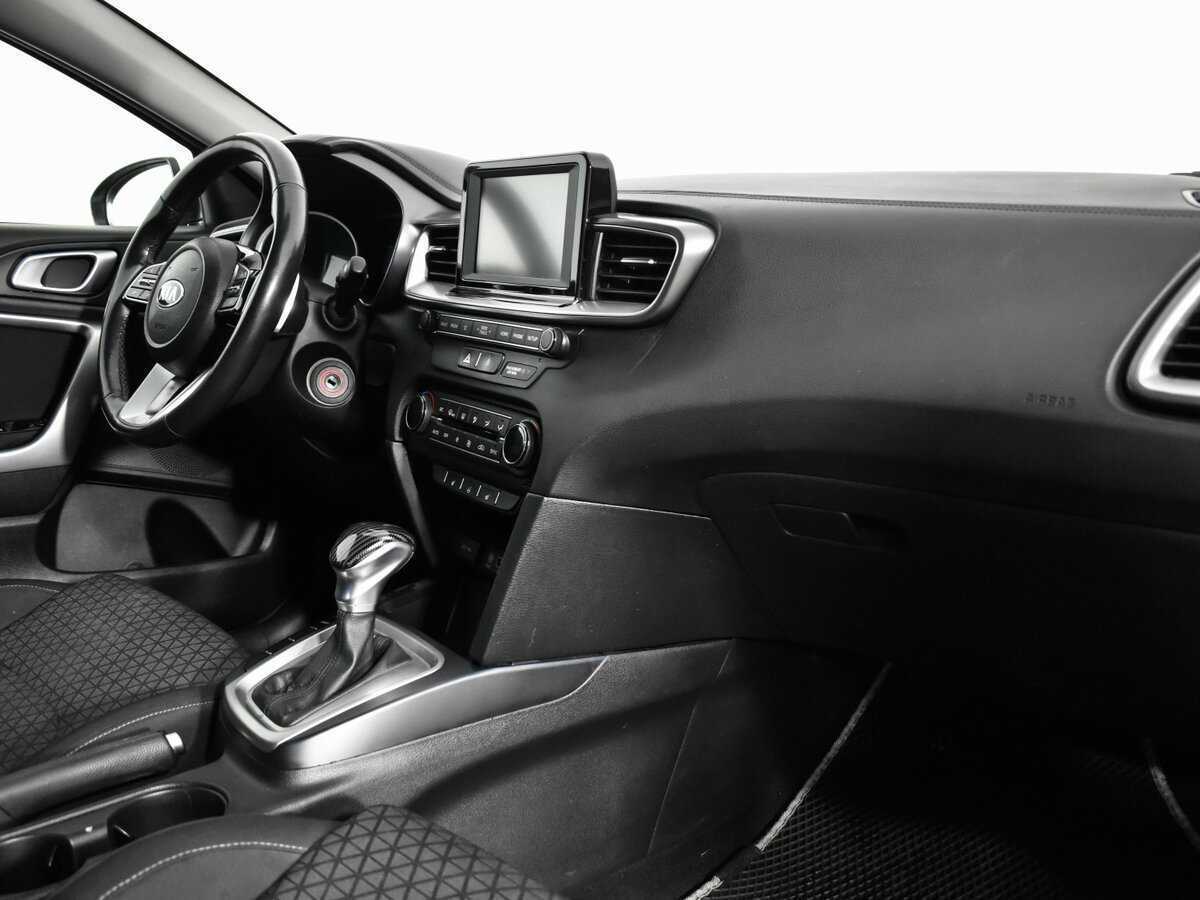 Kia Ceed, 2019 Фото №9