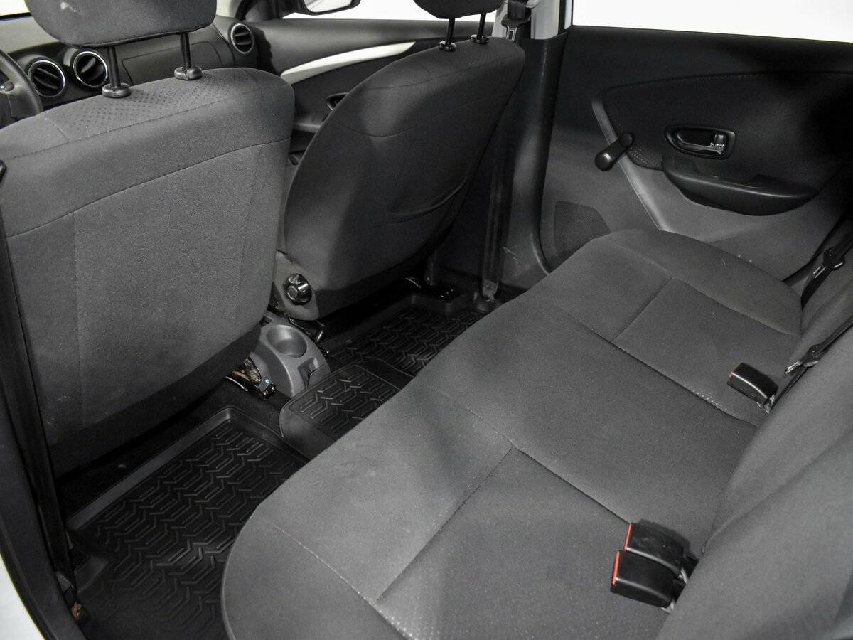 Nissan Almera, 2013 Фото №12