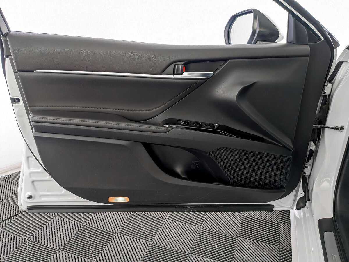 Toyota Camry, 2019 Фото №19