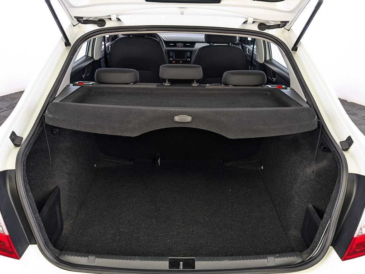 Skoda Rapid, 2017 Фото №10