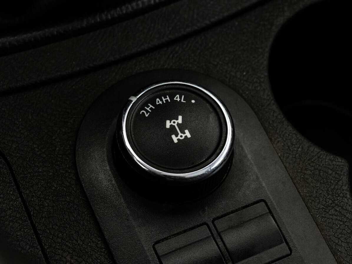 УАЗ Patriot, 2017 Фото №12