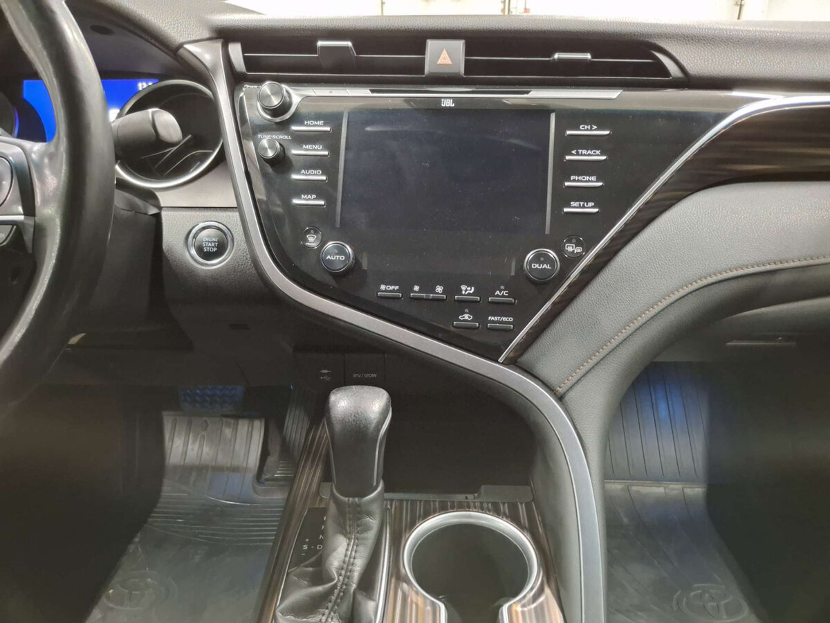 Toyota Camry VIII (XV70), 2020 Фото №15
