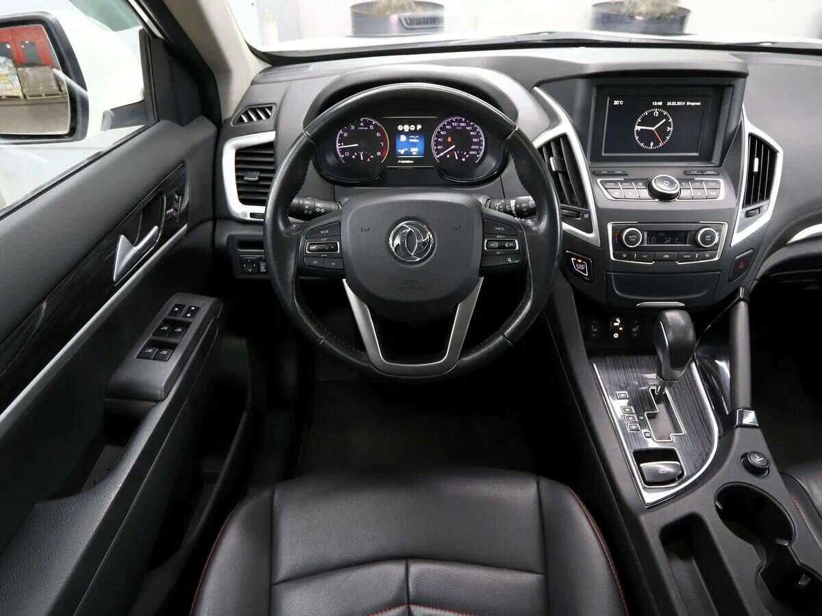 Dongfeng AX7, 2017 Фото №16
