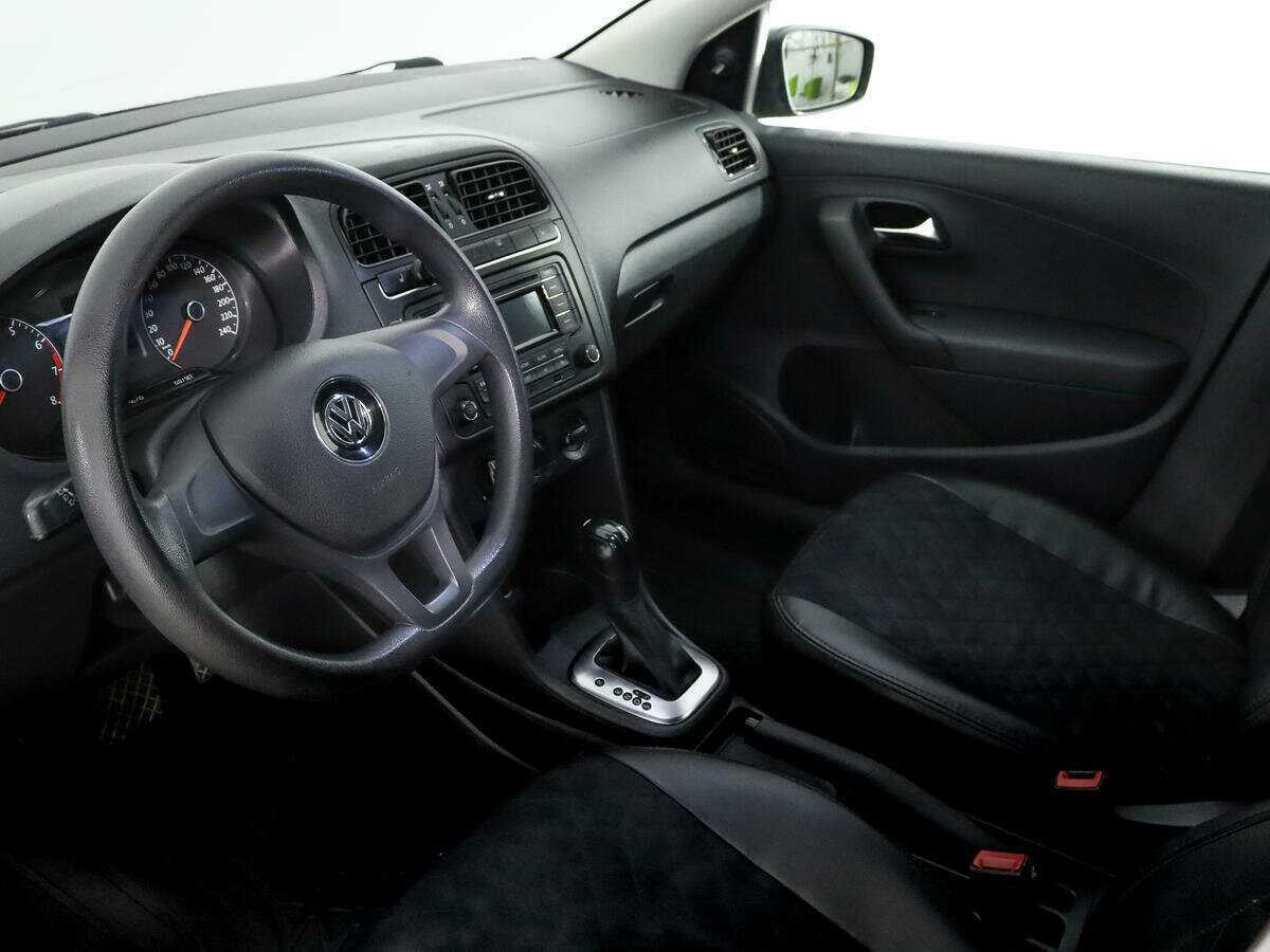 Volkswagen Polo, 2016 Фото №10