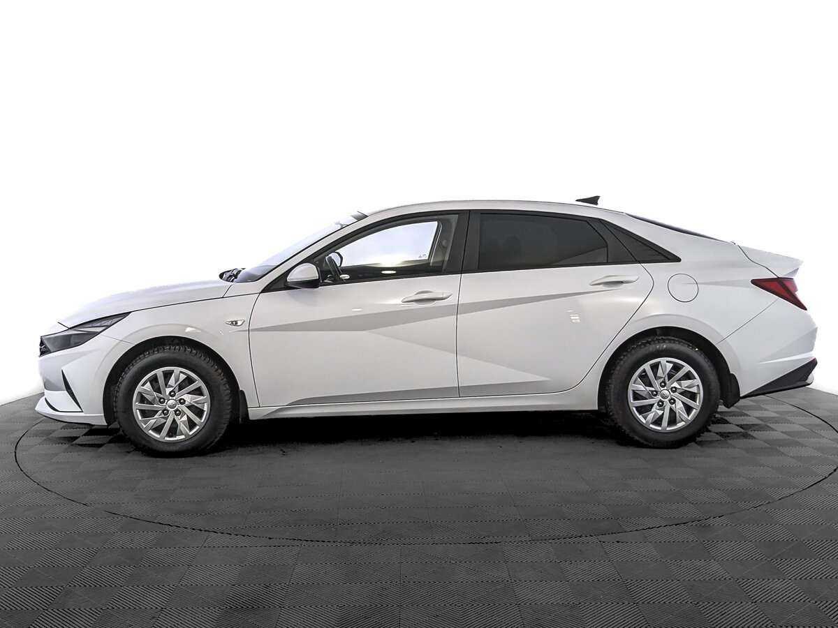 Hyundai Elantra, 2022 Фото №8