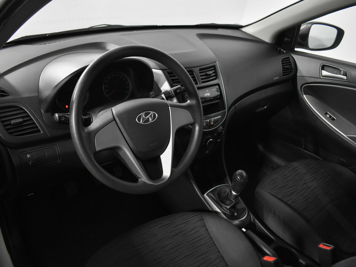 Hyundai Solaris I Рестайлинг, 2016 Фото №7