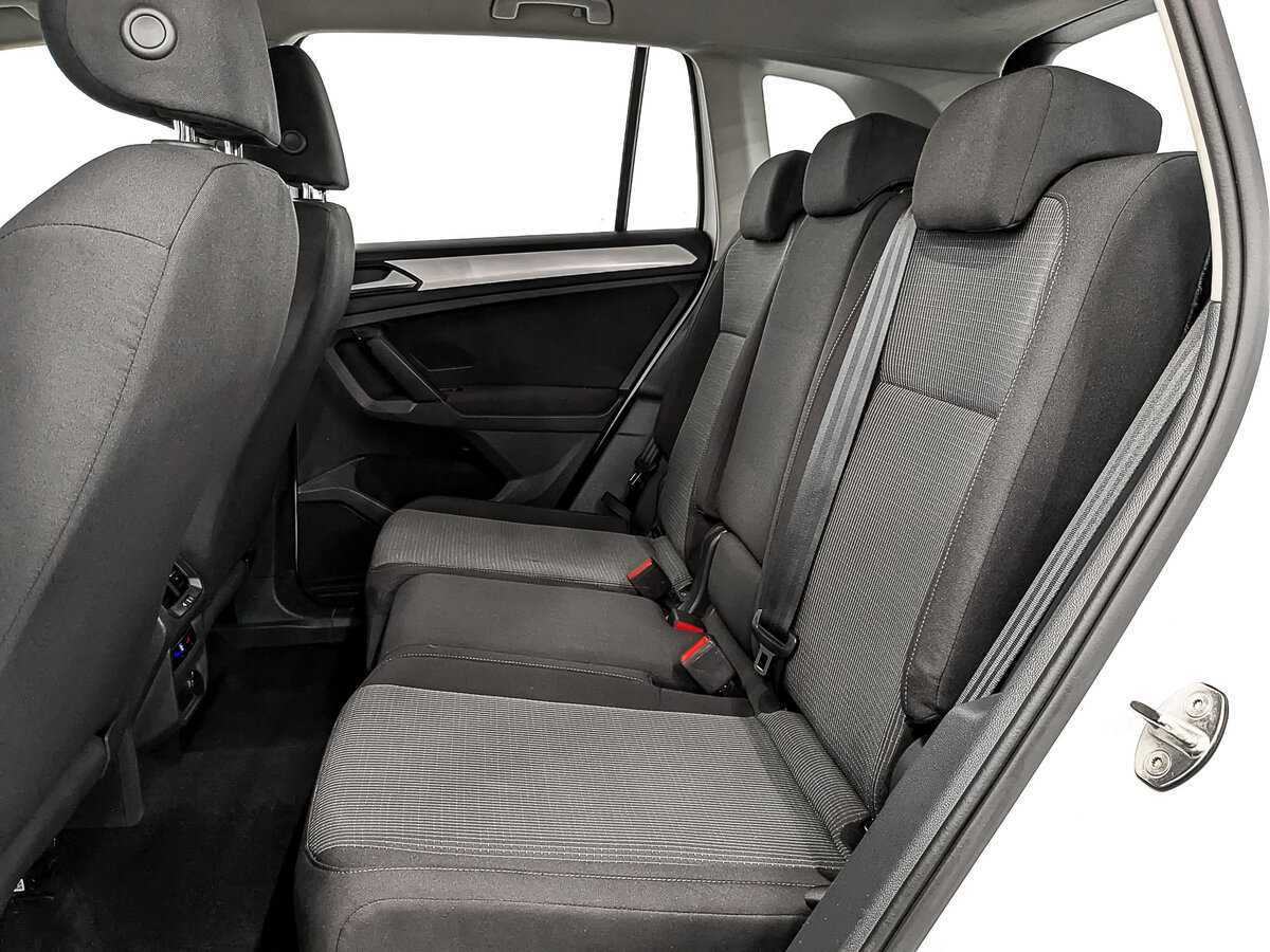 Volkswagen Tiguan, 2021 Фото №18