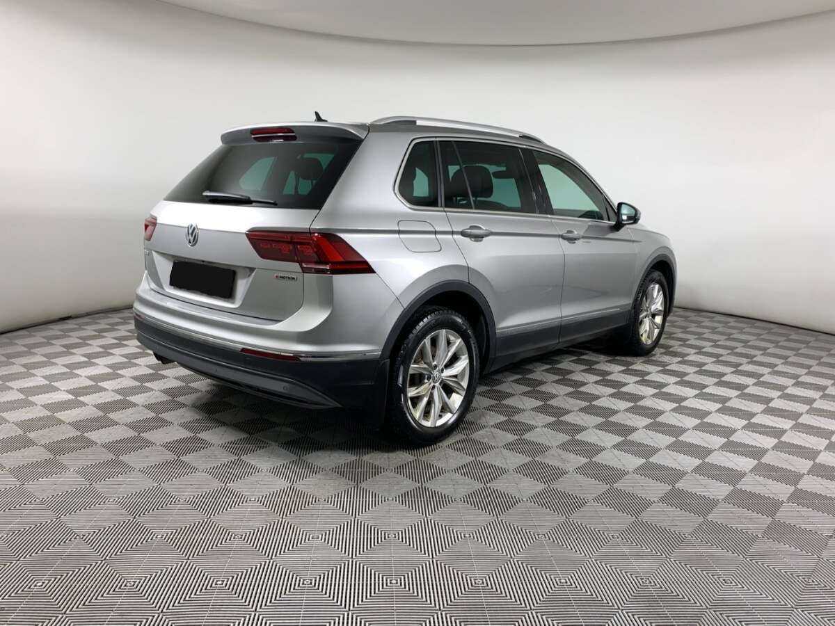Volkswagen Tiguan, 2018 Фото №4
