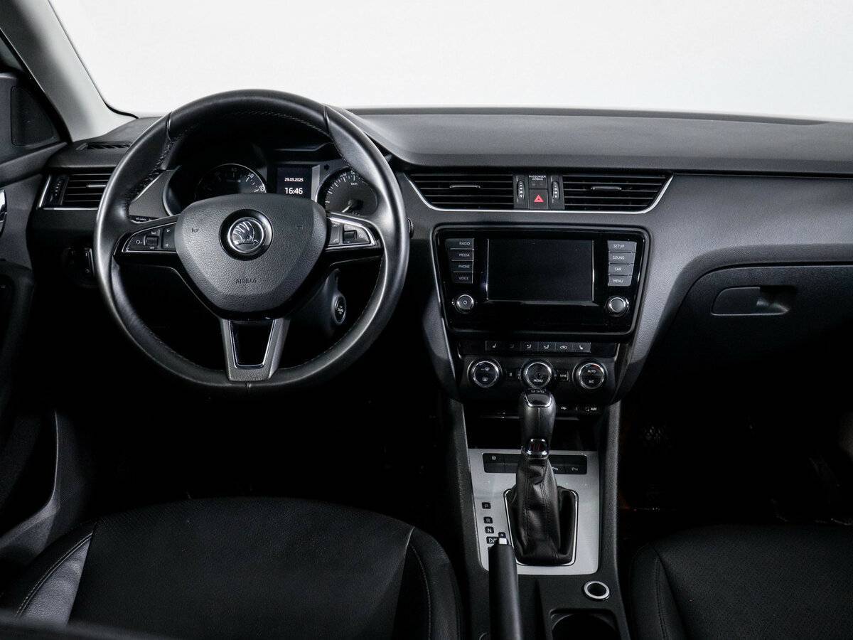 Skoda Octavia, 2016 Фото №12