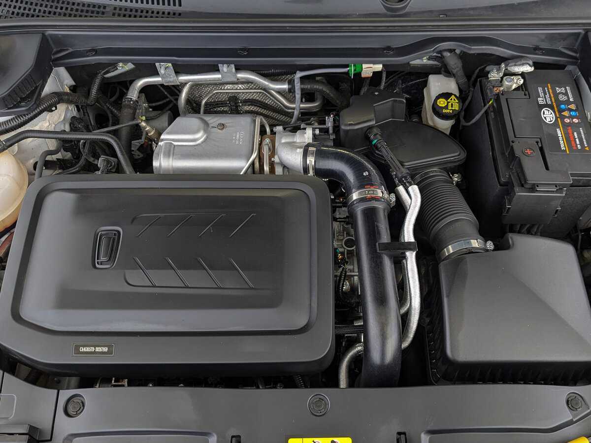 FAW Bestune B70, 2023 Фото №9