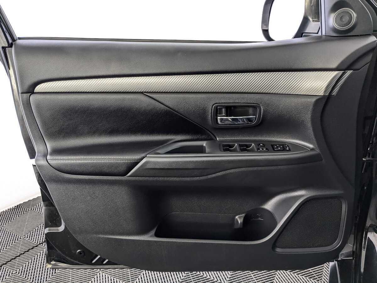 Mitsubishi Outlander, 2012 Фото №15