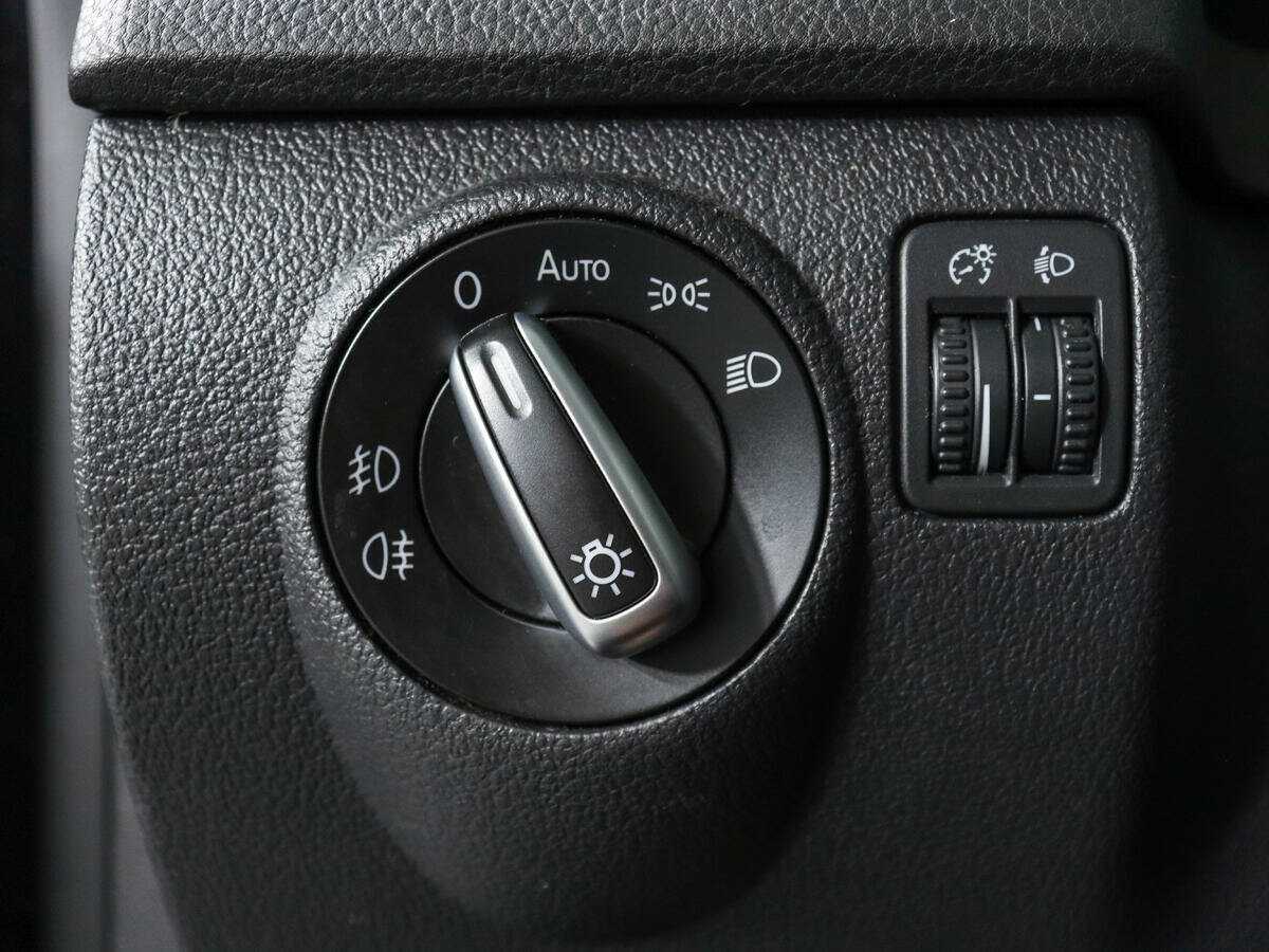 Volkswagen Tiguan, 2013 Фото №14