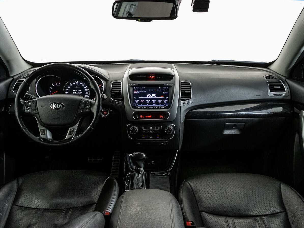 Kia Sorento, 2018 Фото №8