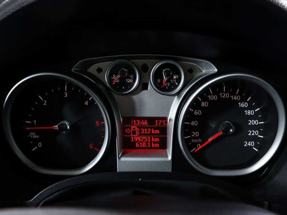 Ford Kuga, 2012 Фото №9