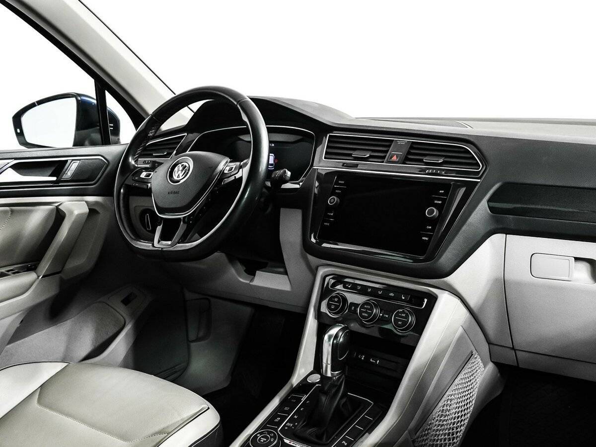 Volkswagen Tiguan, 2017 Фото №9