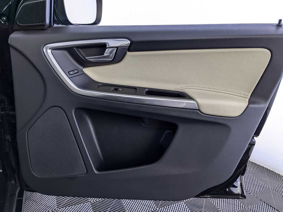 Volvo XC60, 2017 Фото №21