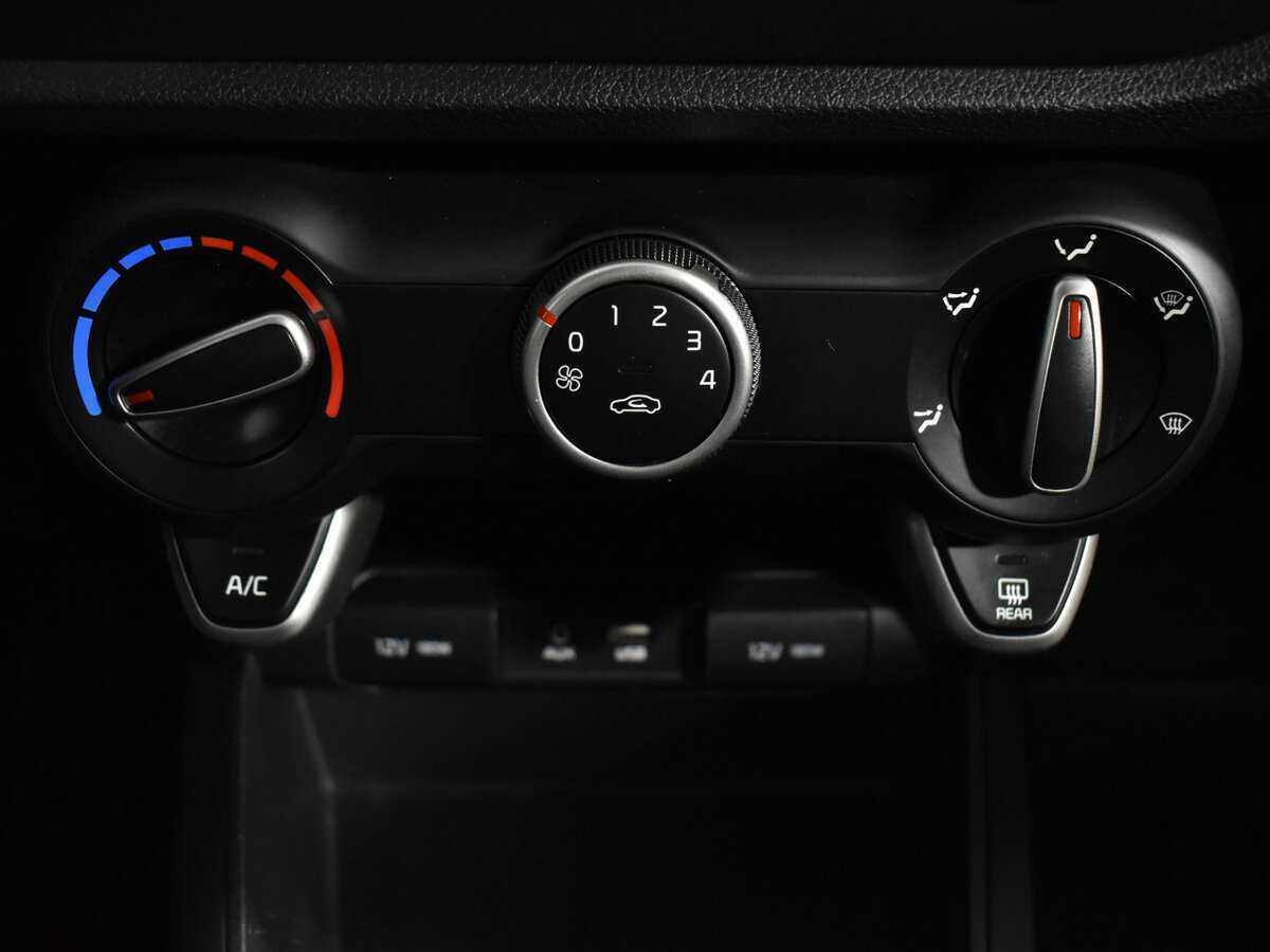 Kia Rio, 2017 Фото №19