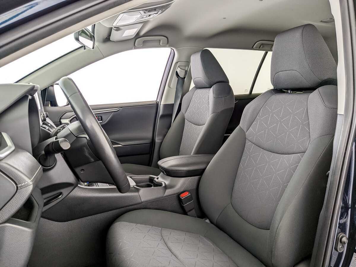 Toyota RAV4, 2020 Фото №5