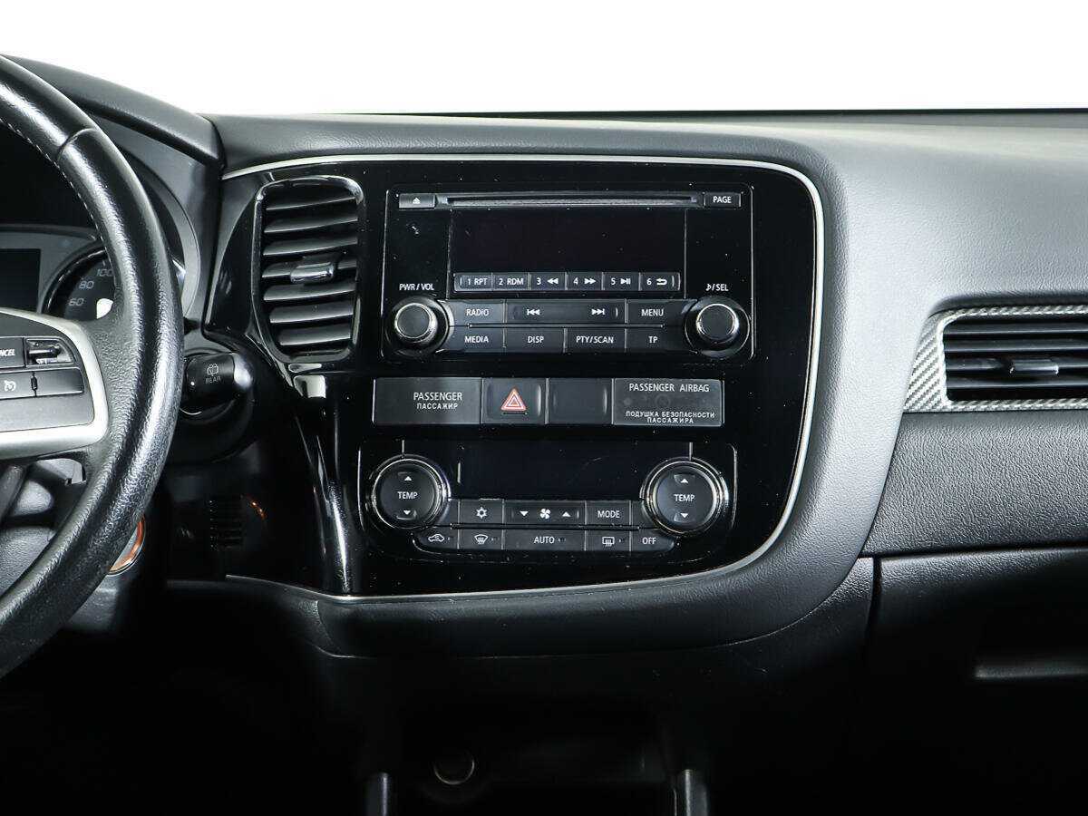 Mitsubishi Outlander, 2013 Фото №11