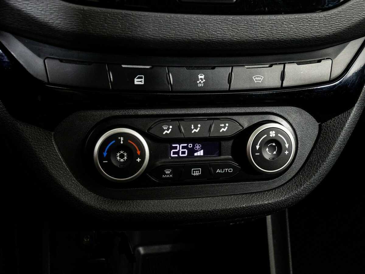 Lada (ВАЗ) Vesta SW, 2019 Фото №14