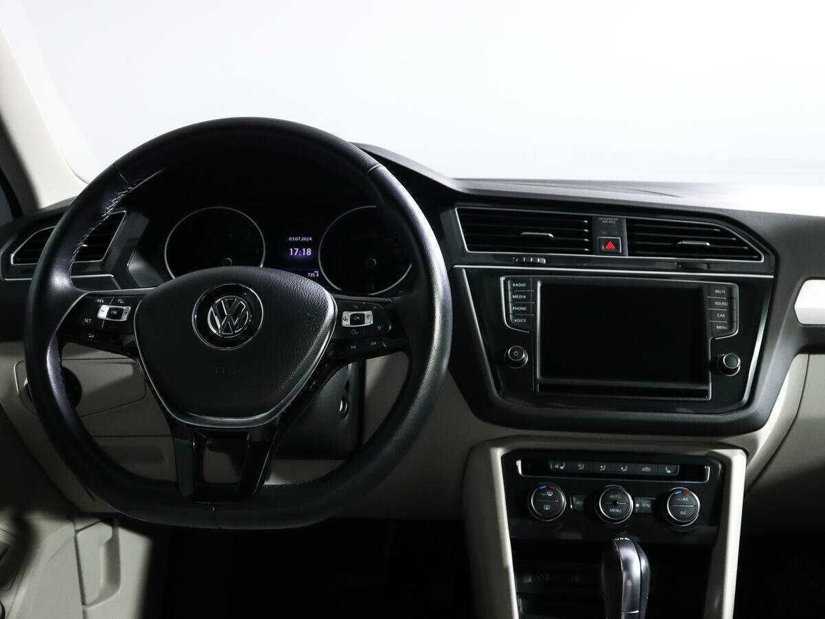 Volkswagen Tiguan, 2017 Фото №10