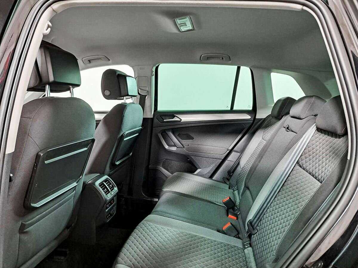 Volkswagen Tiguan, 2019 Фото №10