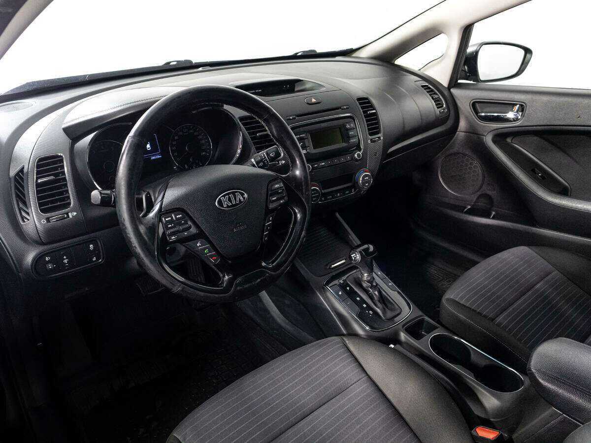 Kia Cerato, 2019 Фото №12