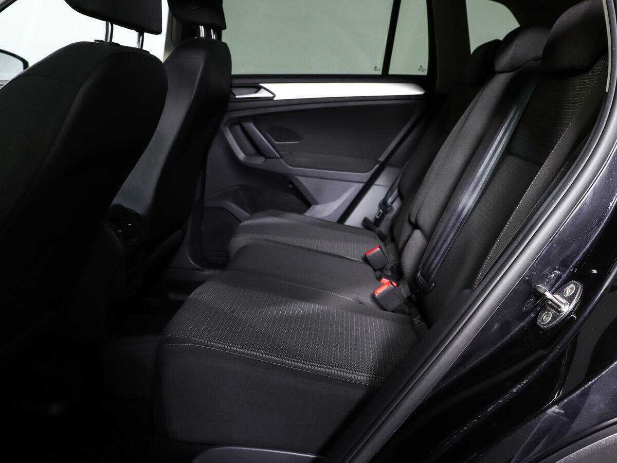 Volkswagen Tiguan, 2020 Фото №8
