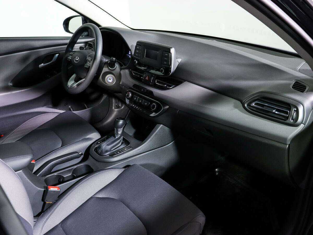 Hyundai i30, 2022 Фото №7