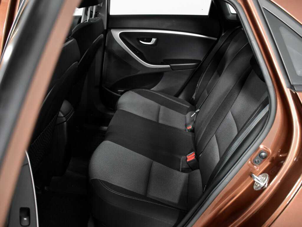 Hyundai i30, 2013 Фото №12