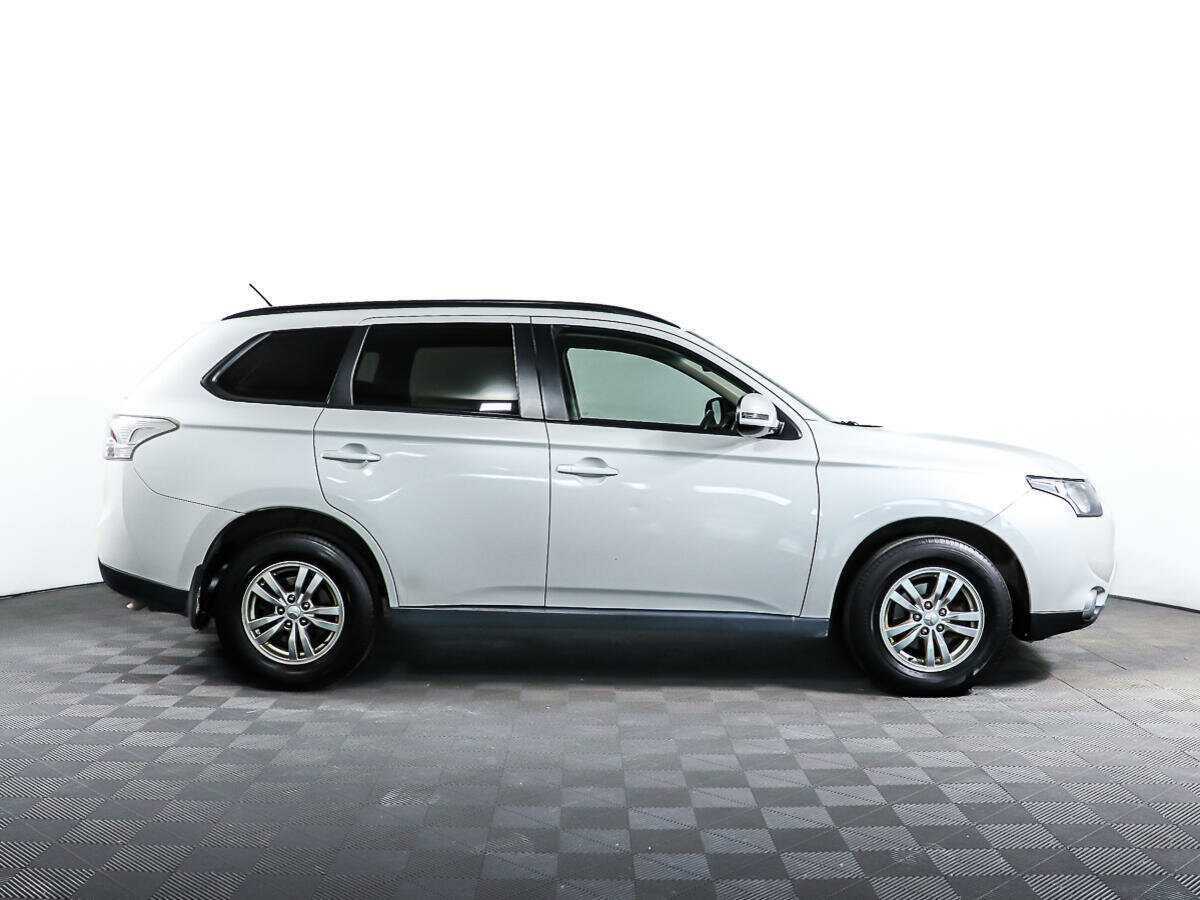 Mitsubishi Outlander, 2013 Фото №3
