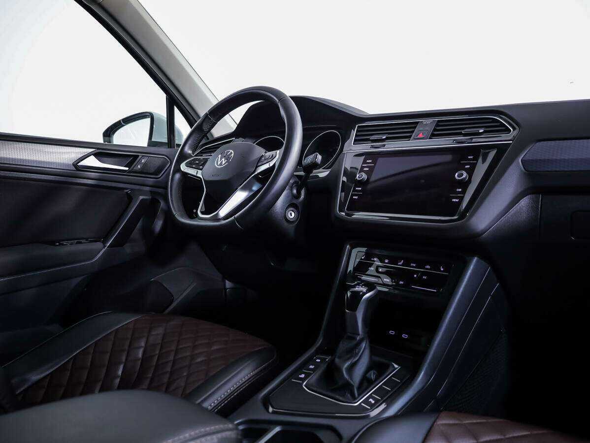Volkswagen Tiguan, 2020 Фото №8