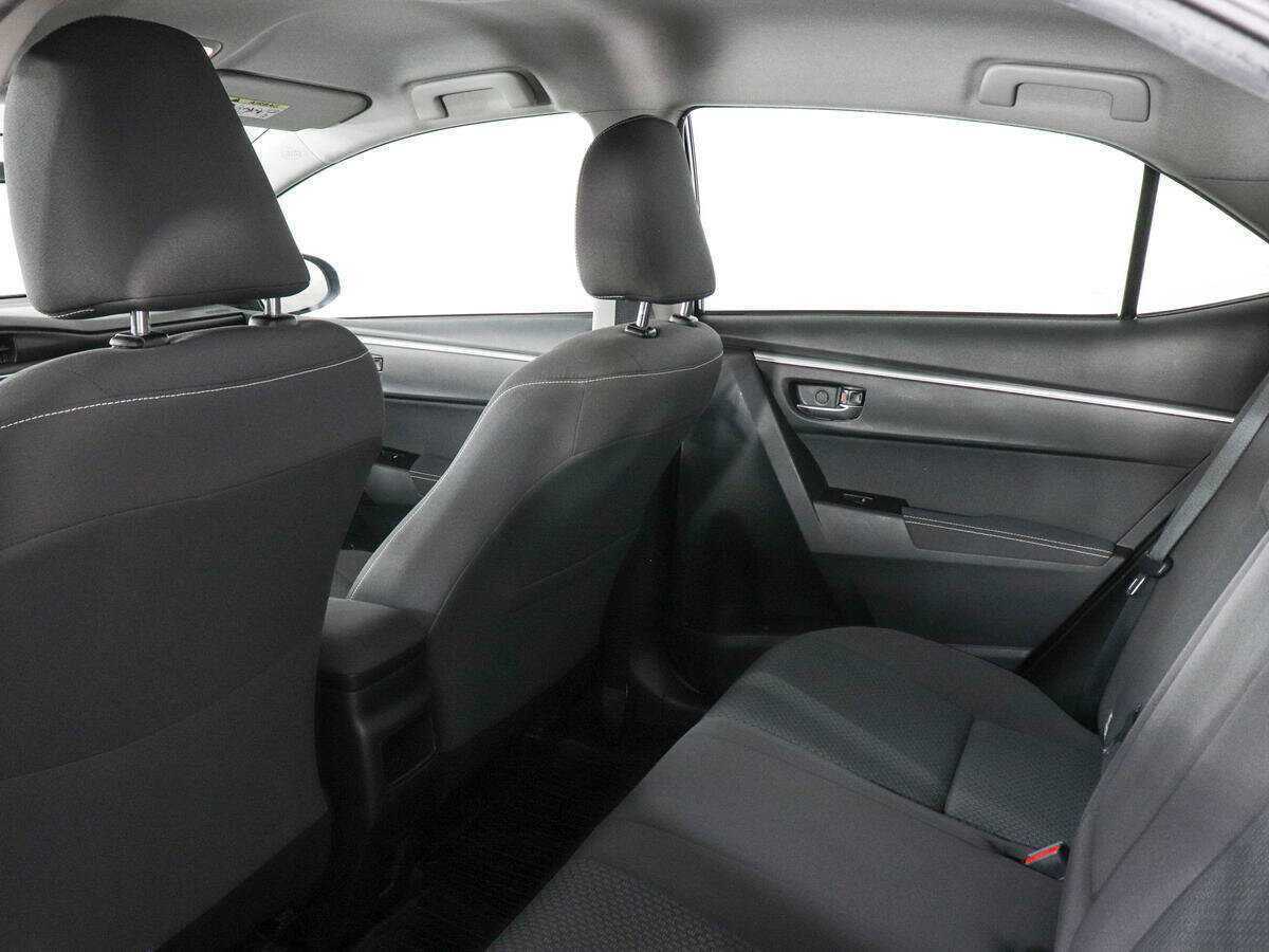 Toyota Corolla, 2017 Фото №12