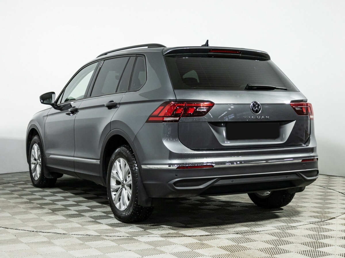 Volkswagen Tiguan II Рестайлинг, 2021 Фото №6