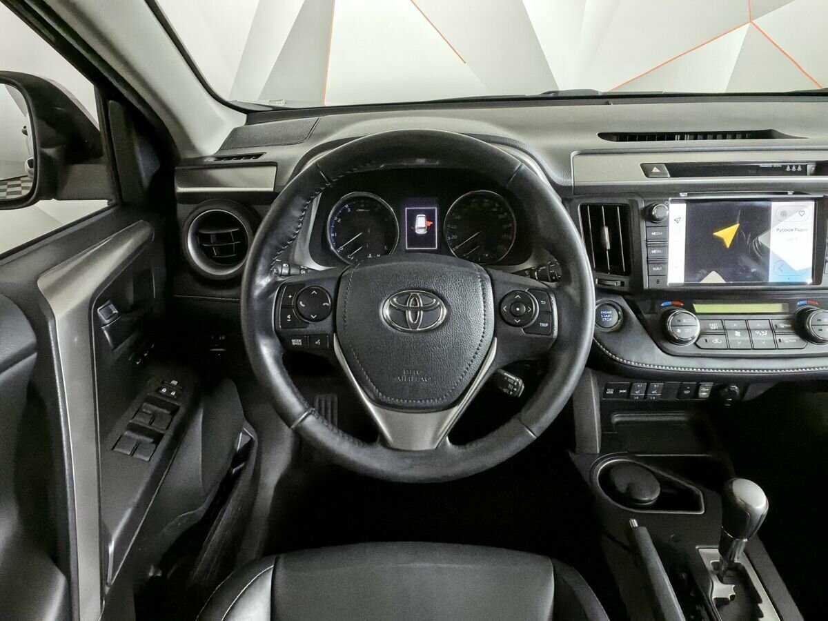 Toyota RAV4, 2018 Фото №15