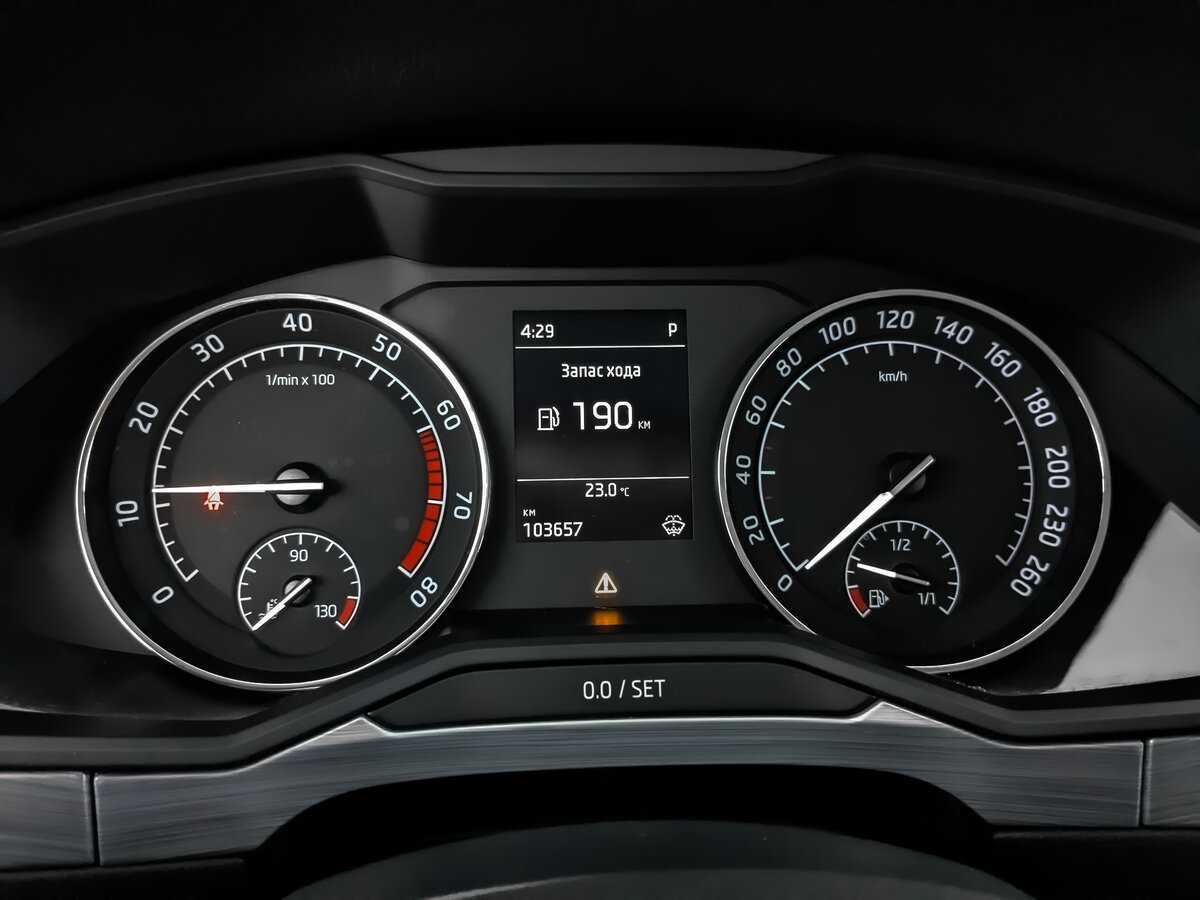 Skoda Superb, 2021 Фото №12