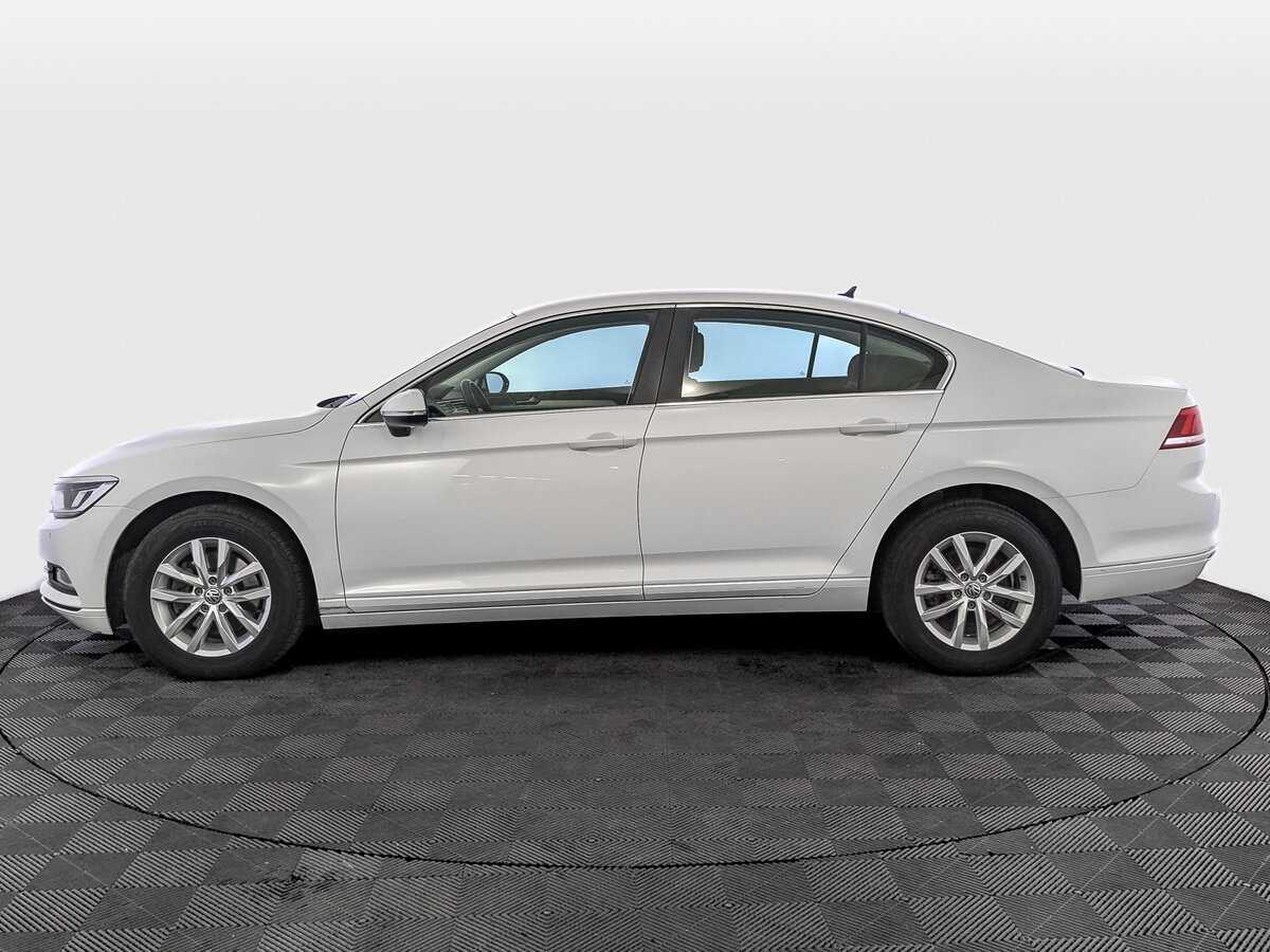 Volkswagen Passat, 2019 Фото №8