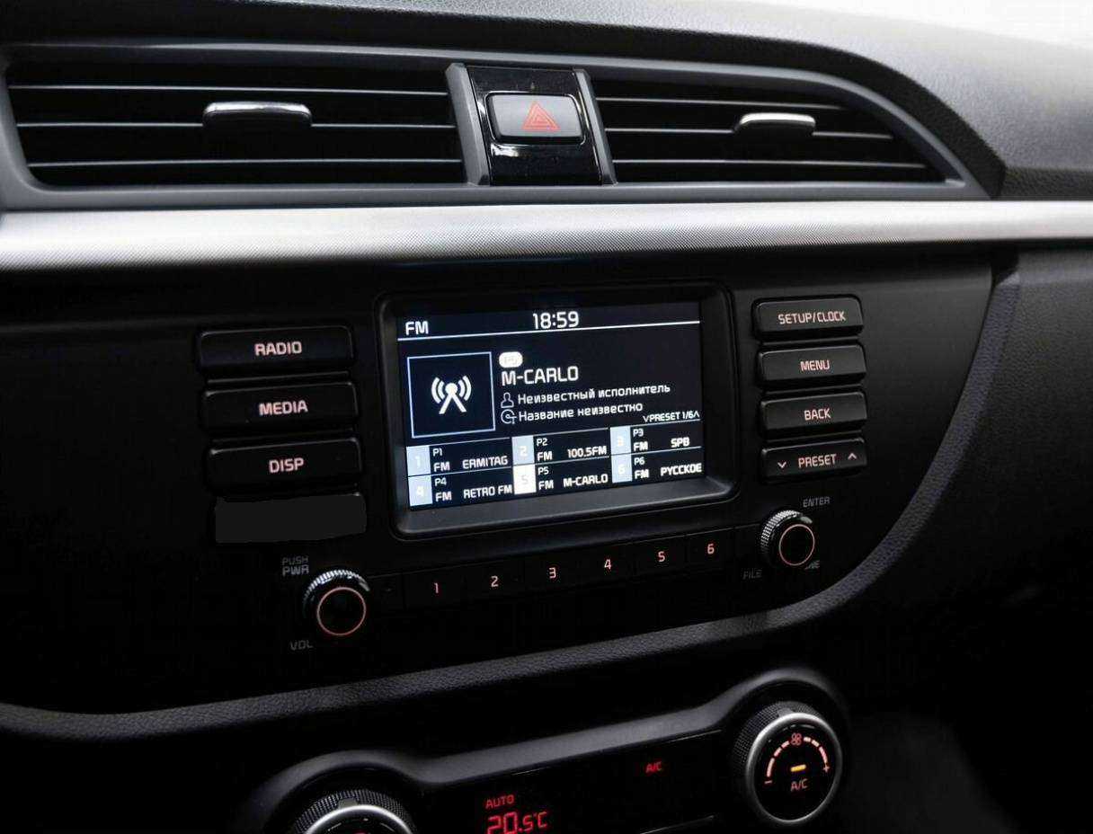 Kia Rio, 2018 Фото №18