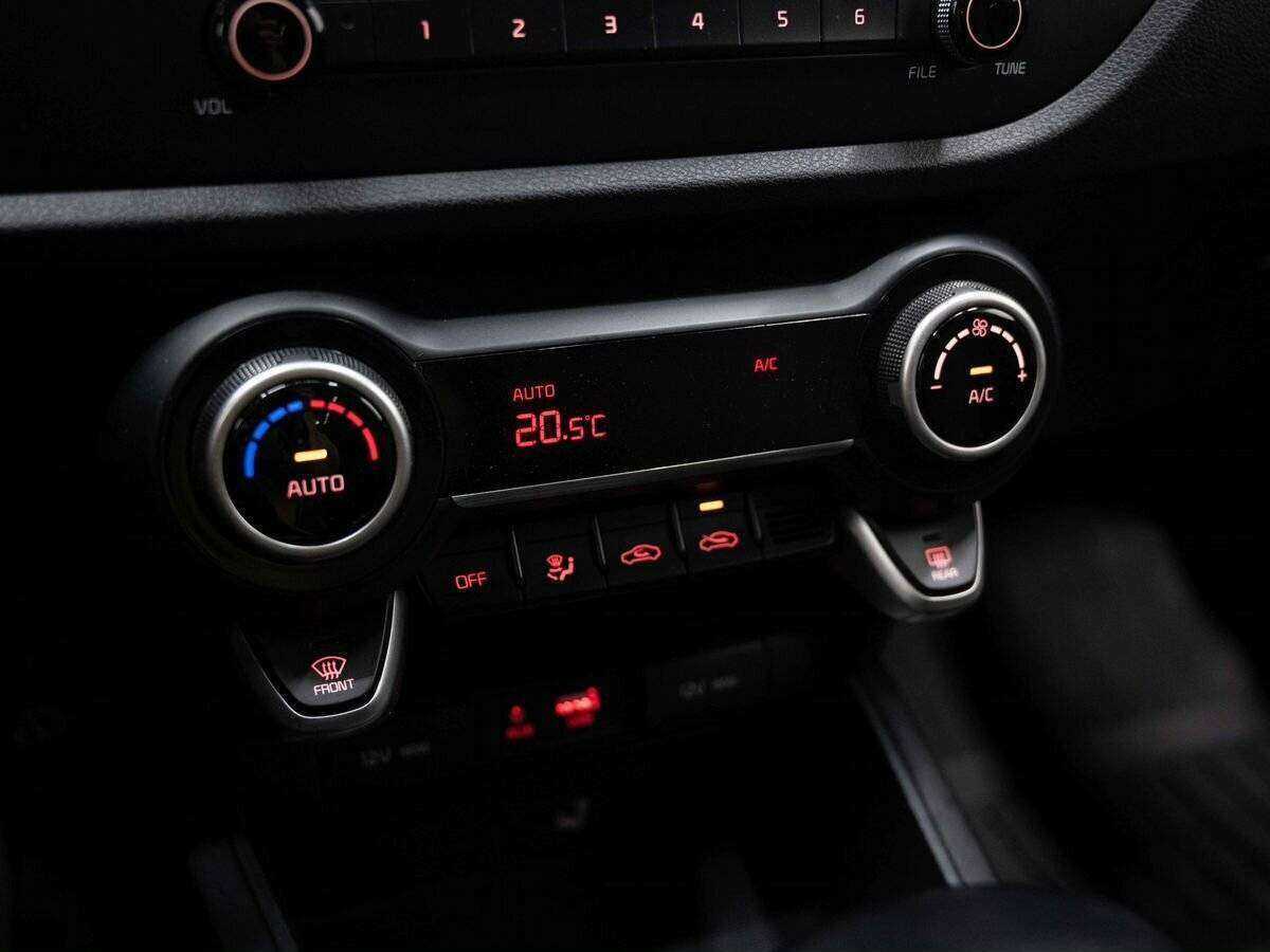 Kia Rio, 2018 Фото №19