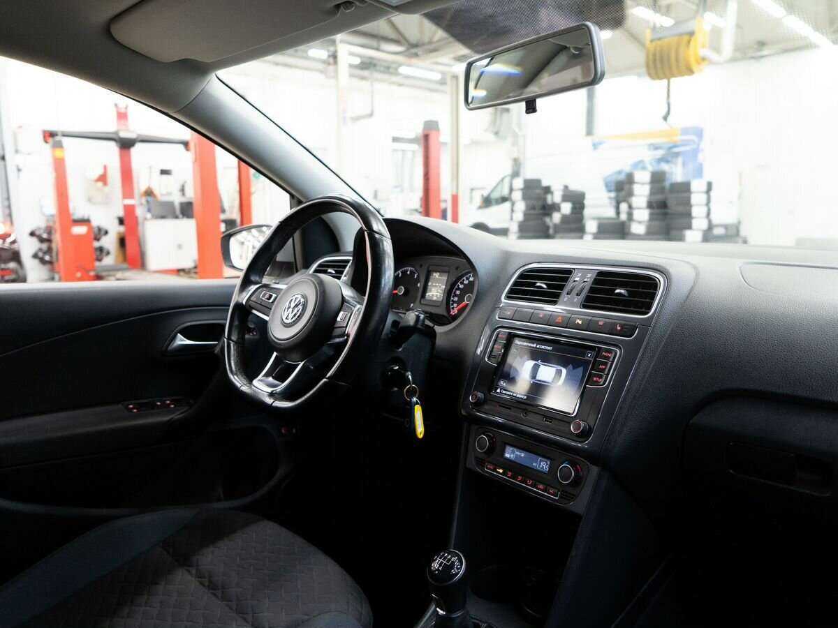 Volkswagen Polo, 2019 Фото №17