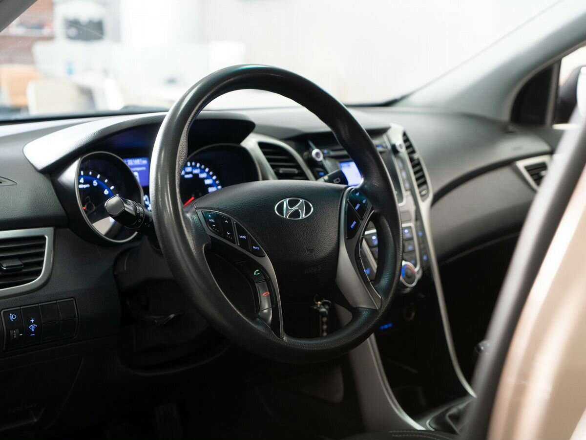 Hyundai i30, 2013 Фото №5