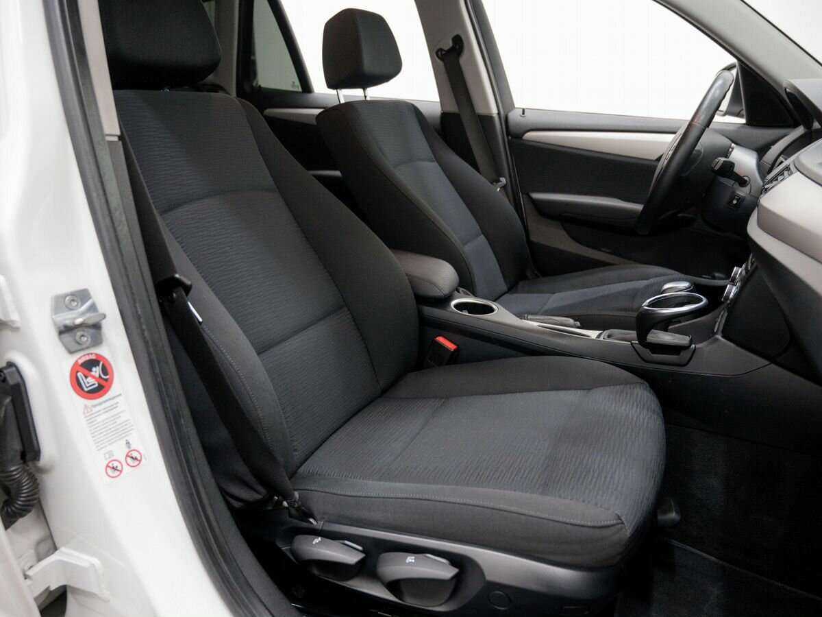 BMW X1 18i, 2013 Фото №9