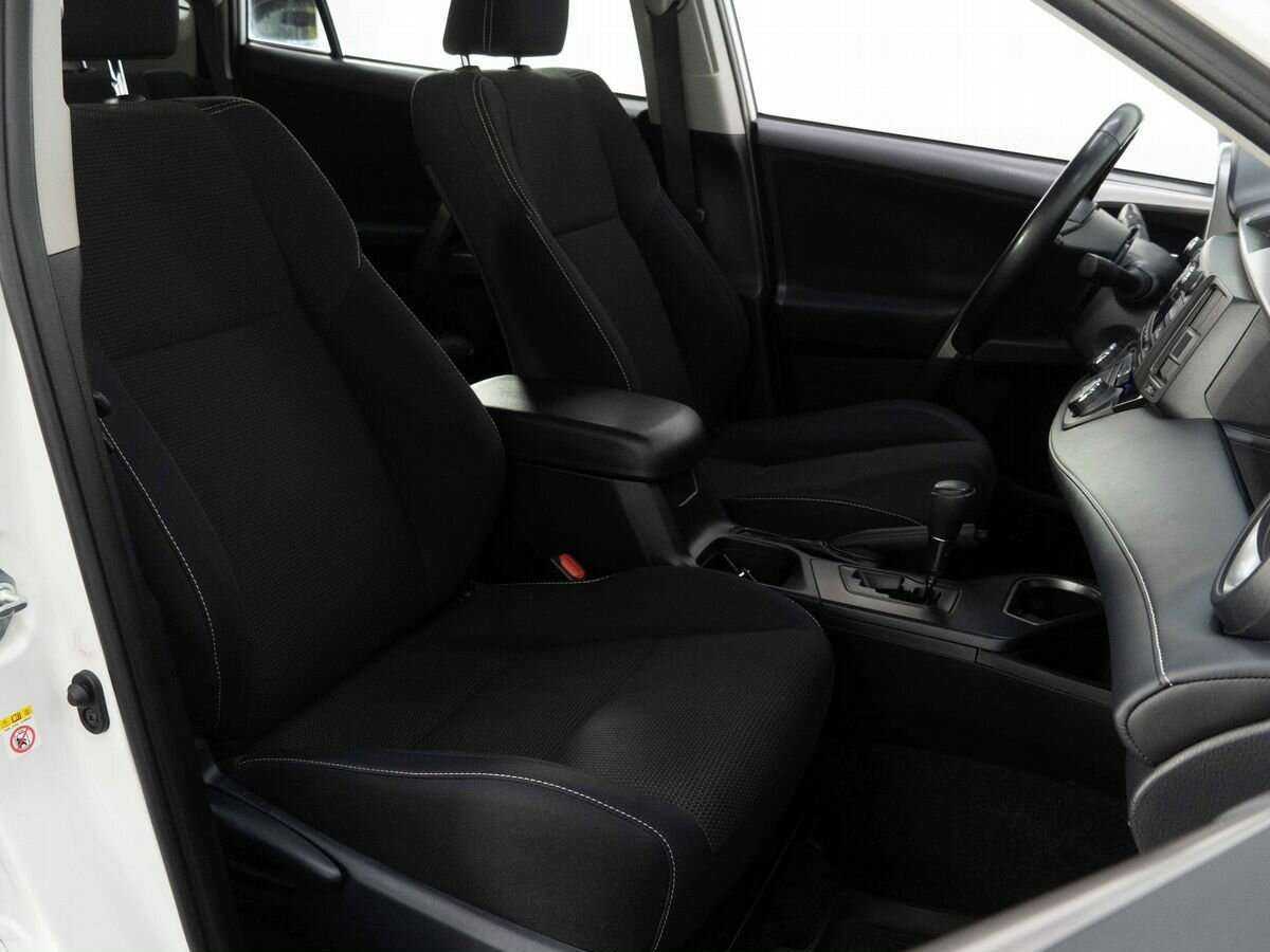 Toyota RAV4, 2018 - 46 500 км. | Фото №8