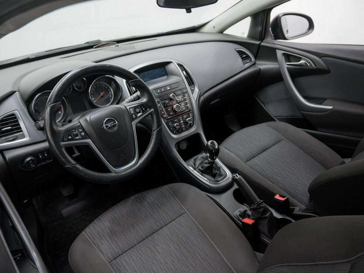Opel Astra GTC, 2013 Фото №11