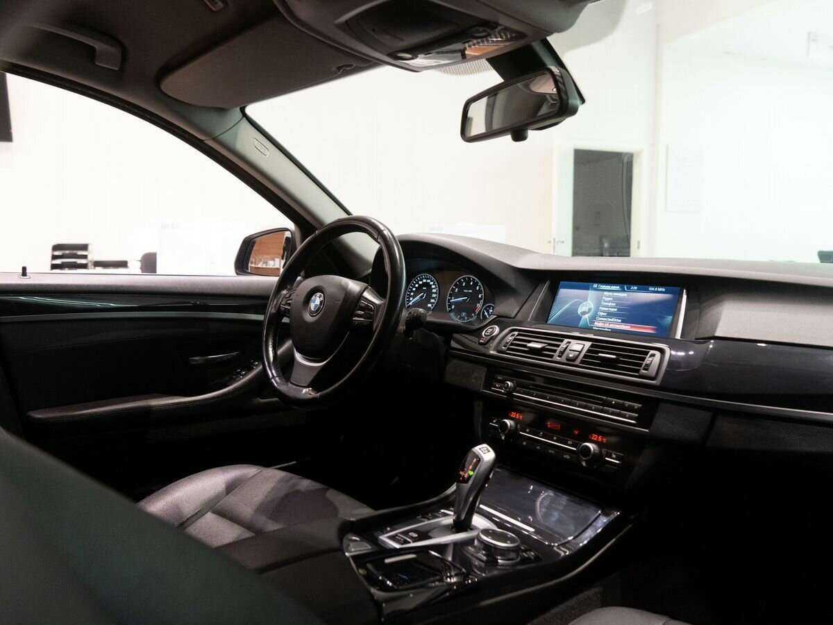 BMW 5 серии 520i, 2016 Фото №21
