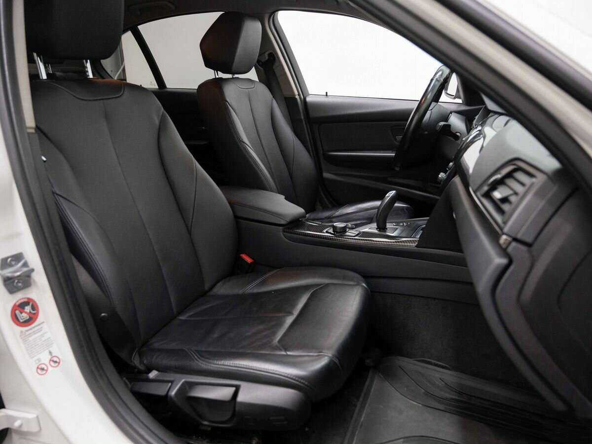 BMW 3 серии 320i, 2014 Фото №12