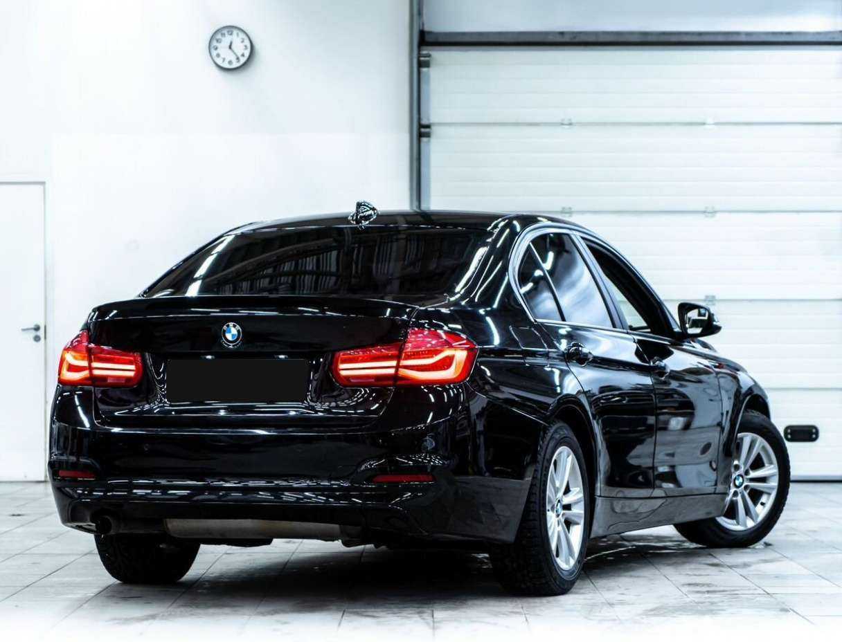BMW 3 серии 318i, 2015 Фото №3