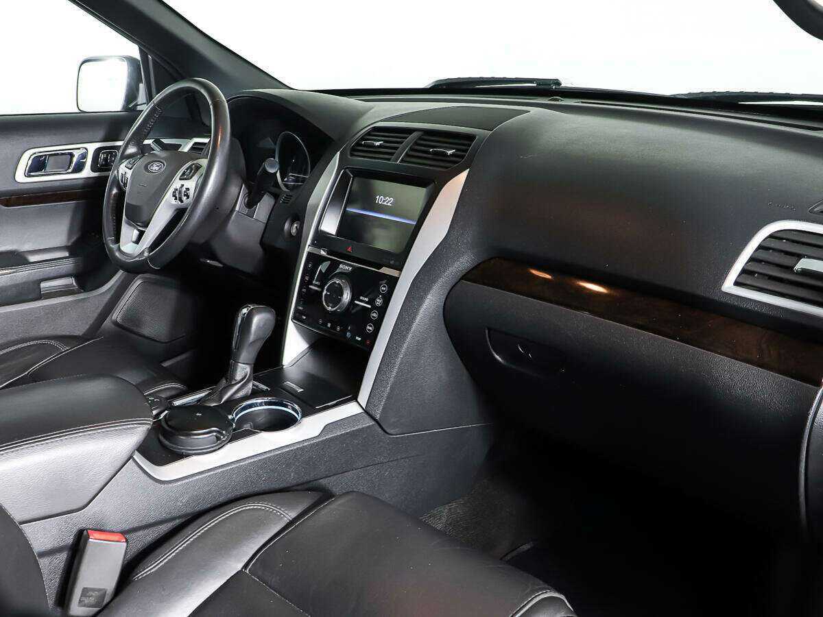 Ford Explorer, 2014 Фото №9